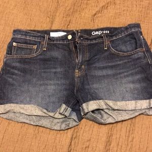 Gap girlfriend shorts